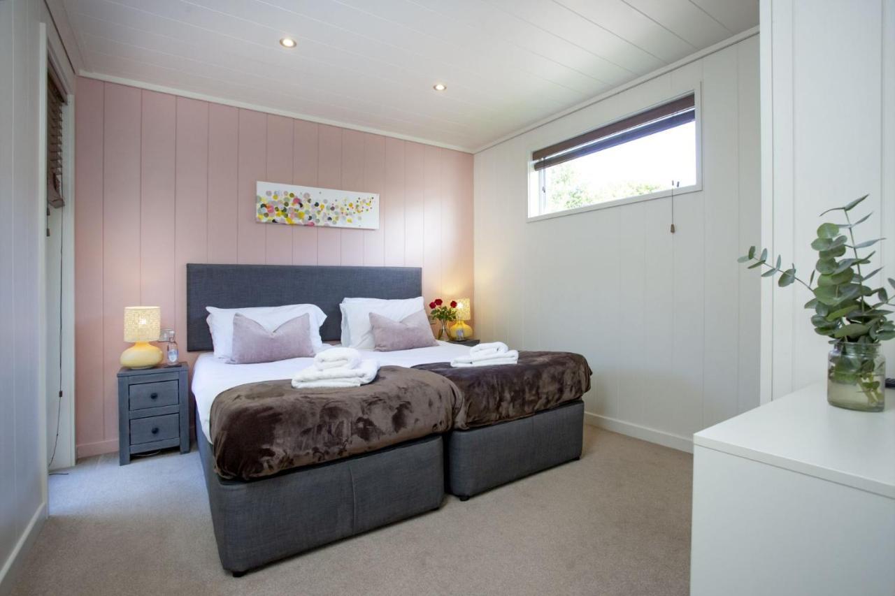 Whileaway Lodge, Strawberryfield Park Cheddar Extérieur photo