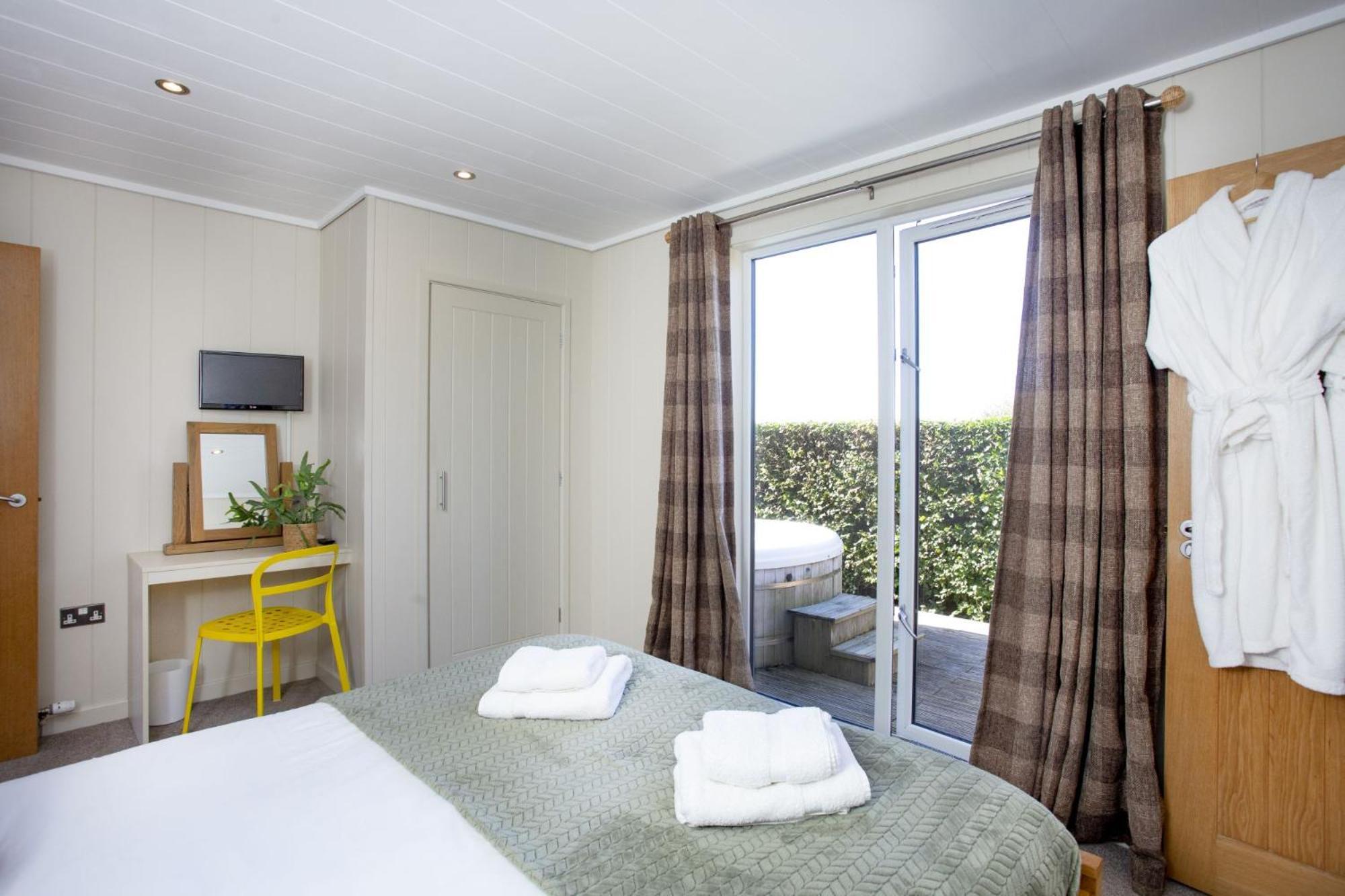 Whileaway Lodge, Strawberryfield Park Cheddar Extérieur photo